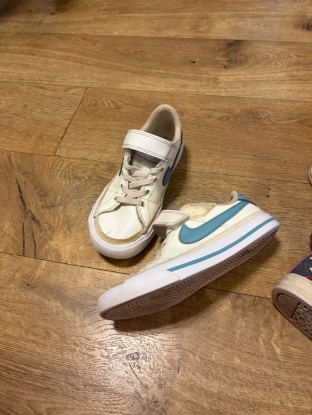 Toddler Sneakers 11C